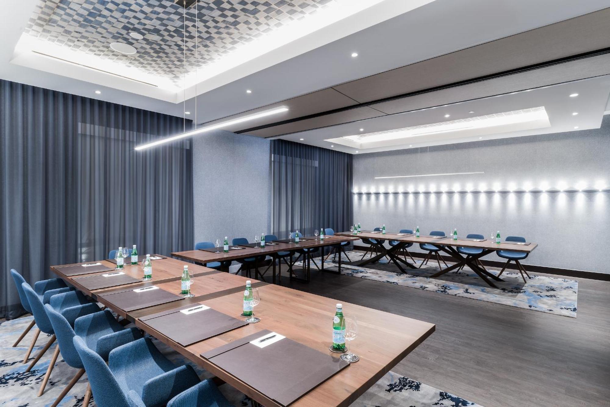 Innovation Hotel Naples Park Kültér fotó